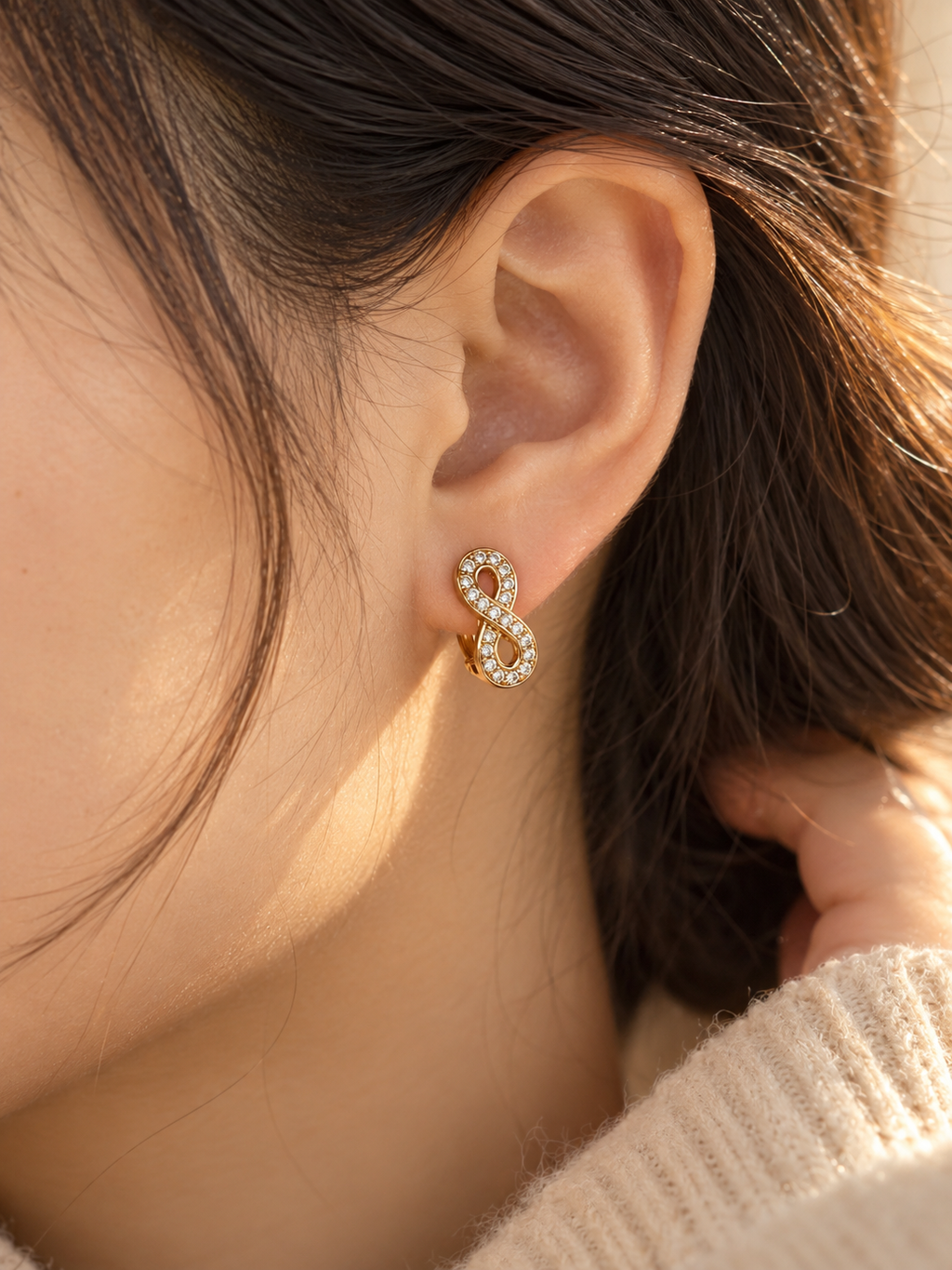 Zaria hoops